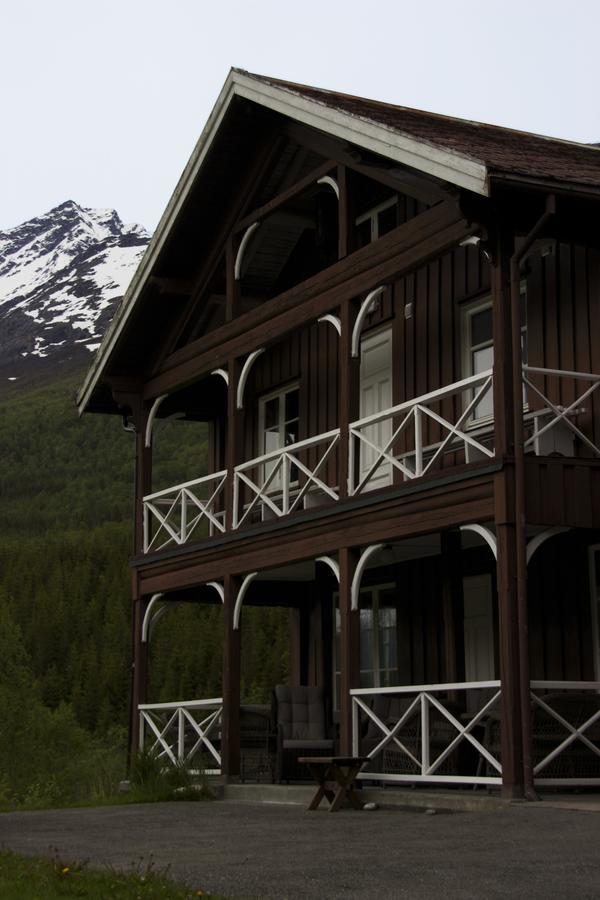 Phillipshaugen Lodge Oksendalsora ภายนอก รูปภาพ